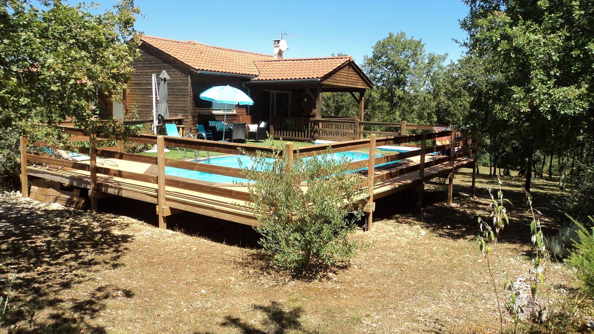 Vers House | Timber frame house with garden
