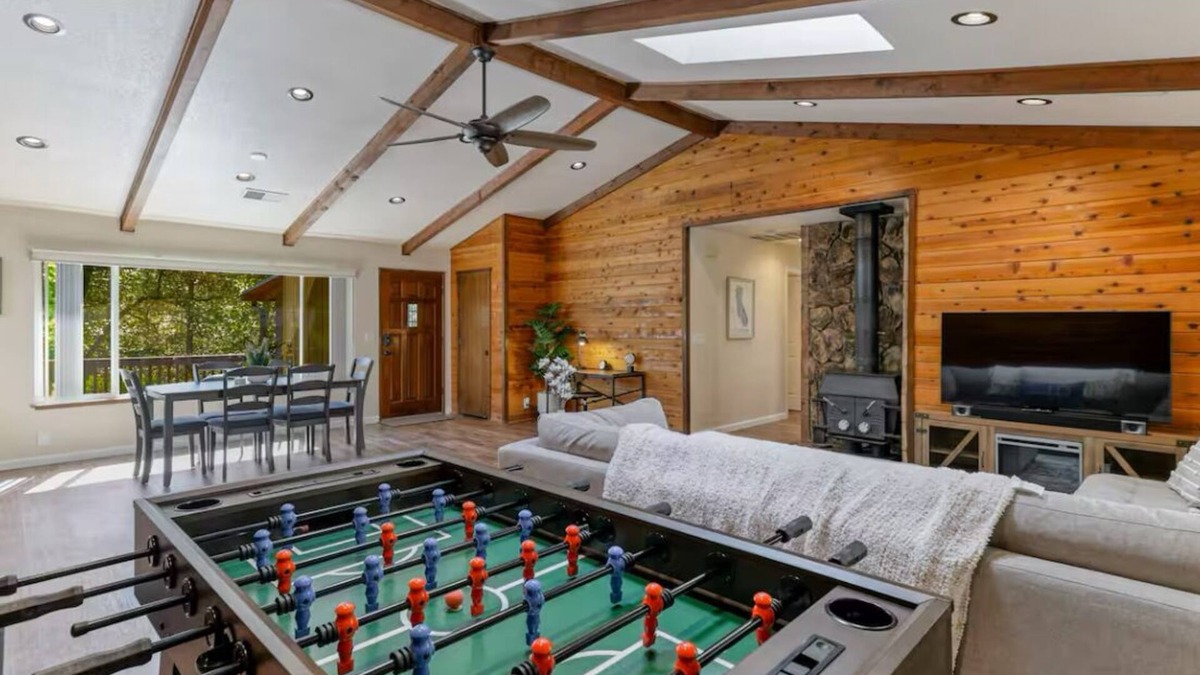 O'Brien House | Timber Lodge Tranquil Forest & Easy Lake Access!