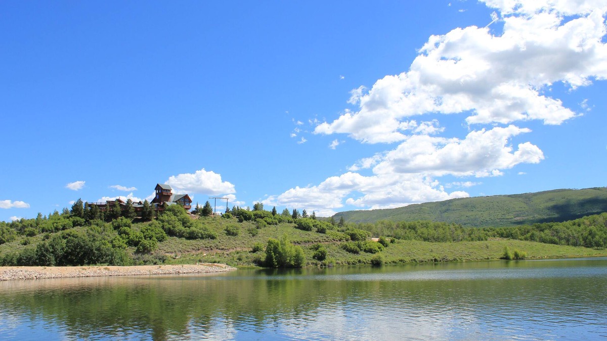 Timber Lakes Cabin | Timber Moose: America's Biggest Log Cabin - 26,500 square feet, big indoor pool