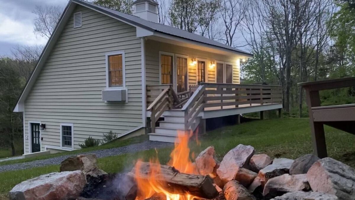 Fairfield Cottage | Timber Ridge Carriage House Loft
