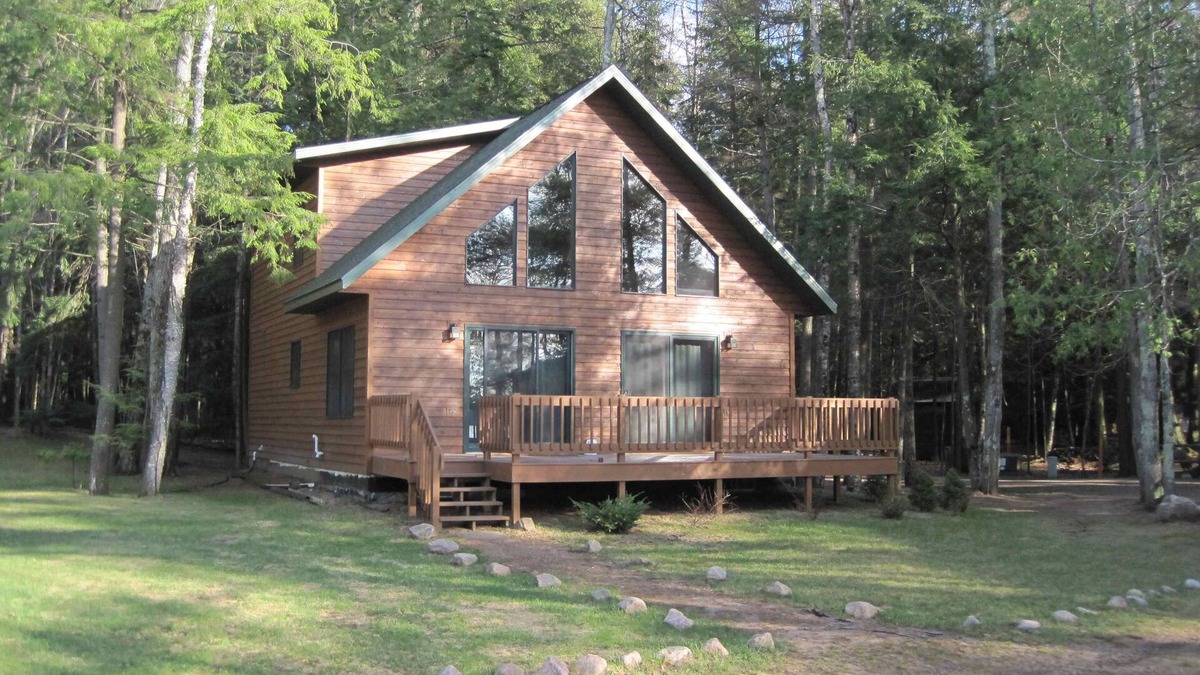 Three Lakes Cabin | Timber Wolf Lodge in Three Lakes