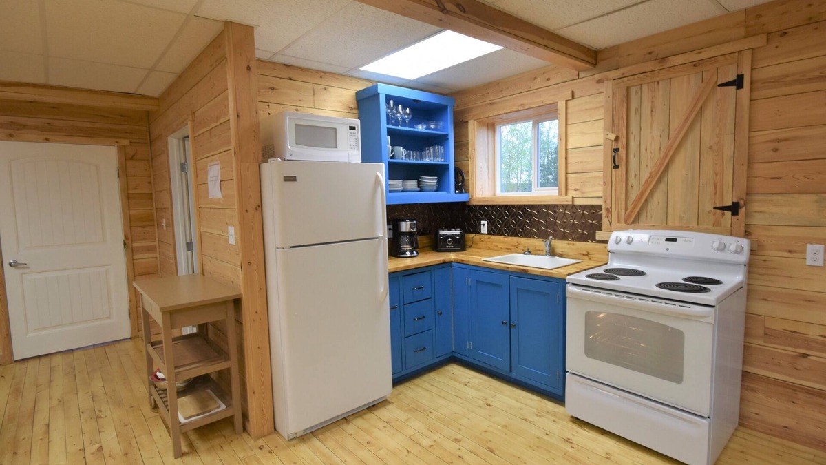 Tisdale Cabin | Timberland Lodges - Tamarac Lodge, lower suite