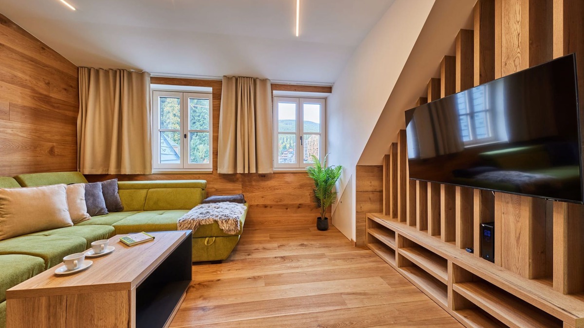 Pec pod Snezkou Apartment | Timberline Peak Duplex & Bath by Interhome