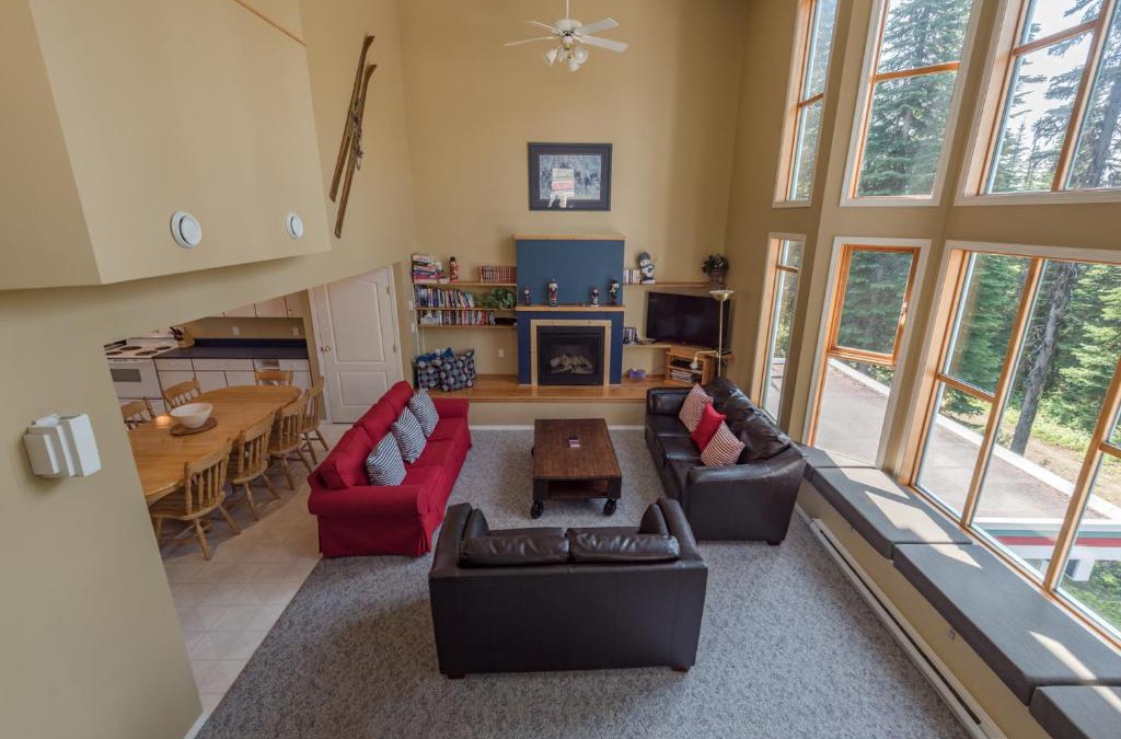 Silver Star Mountain House | Timberwolf Chalet