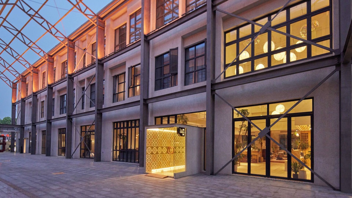 Downtown Shanghai Hotel | Timeless Boutique House