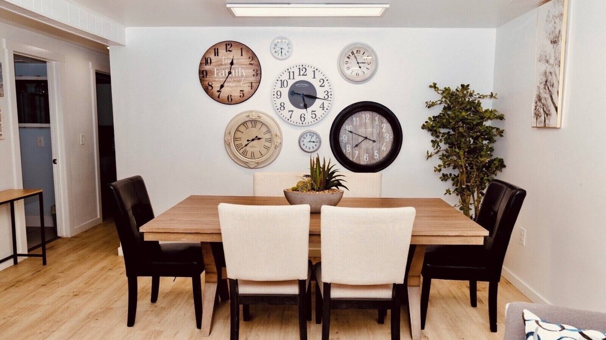 West Jordan Apartment | Timeless Comfort and Charming 2-bedroom basement apartment in West Jordan