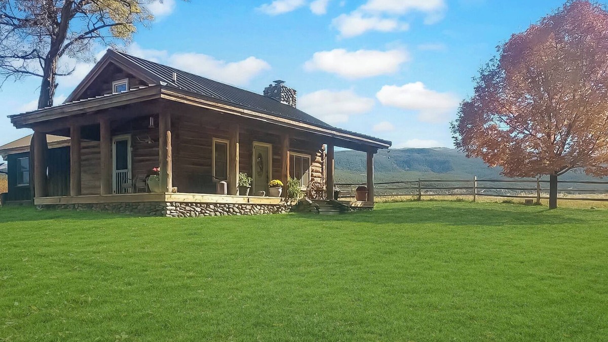 Mesa Cabin | Timeless Mesa Hideaway Fall Colors