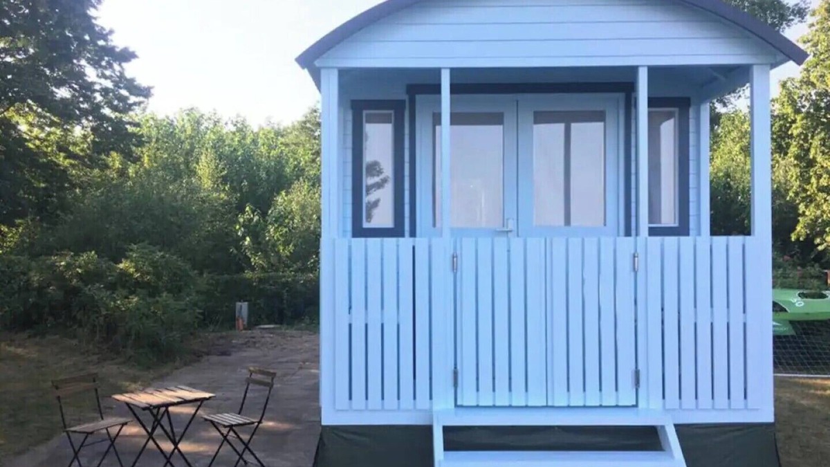 Barkelsby House | Tiny Beach House "Crab"