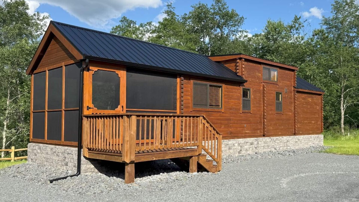 Hensonville Cabin | Tiny Cabin #1 by Windham NY Escape 'Catskill Gem'