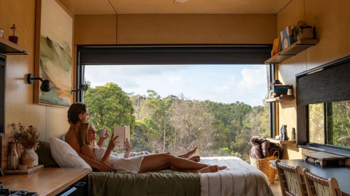 Keysbrook Cabin | Tiny Cabin Fiona in Serpentine