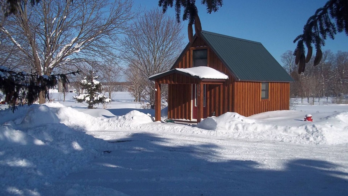 Constableville Cabin | Tiny Cabin in Constableville at the foot of Tug Hill