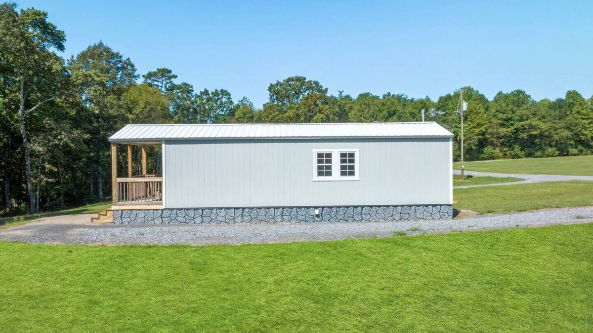 Albertville Cabin | Tiny cabin on 10 acres with pond