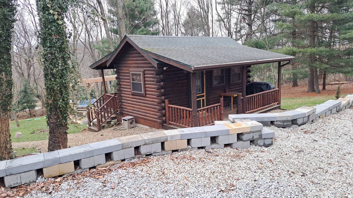 Perrysville Cabin | Tiny Cabin on the outskirts of Mohican State Park