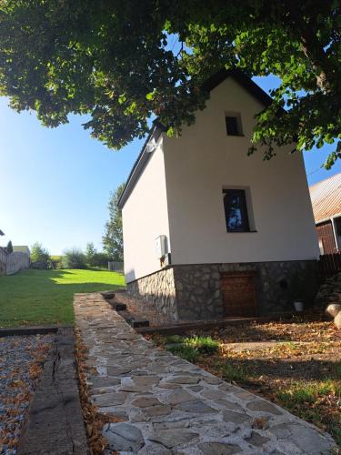 Liptovsky Trnovec House | Tiny Cottage Slovakia