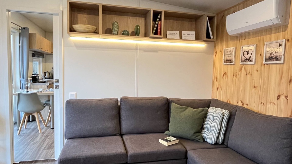 Wemding House | Tiny Haus mit schönem Seeblick by Interhome