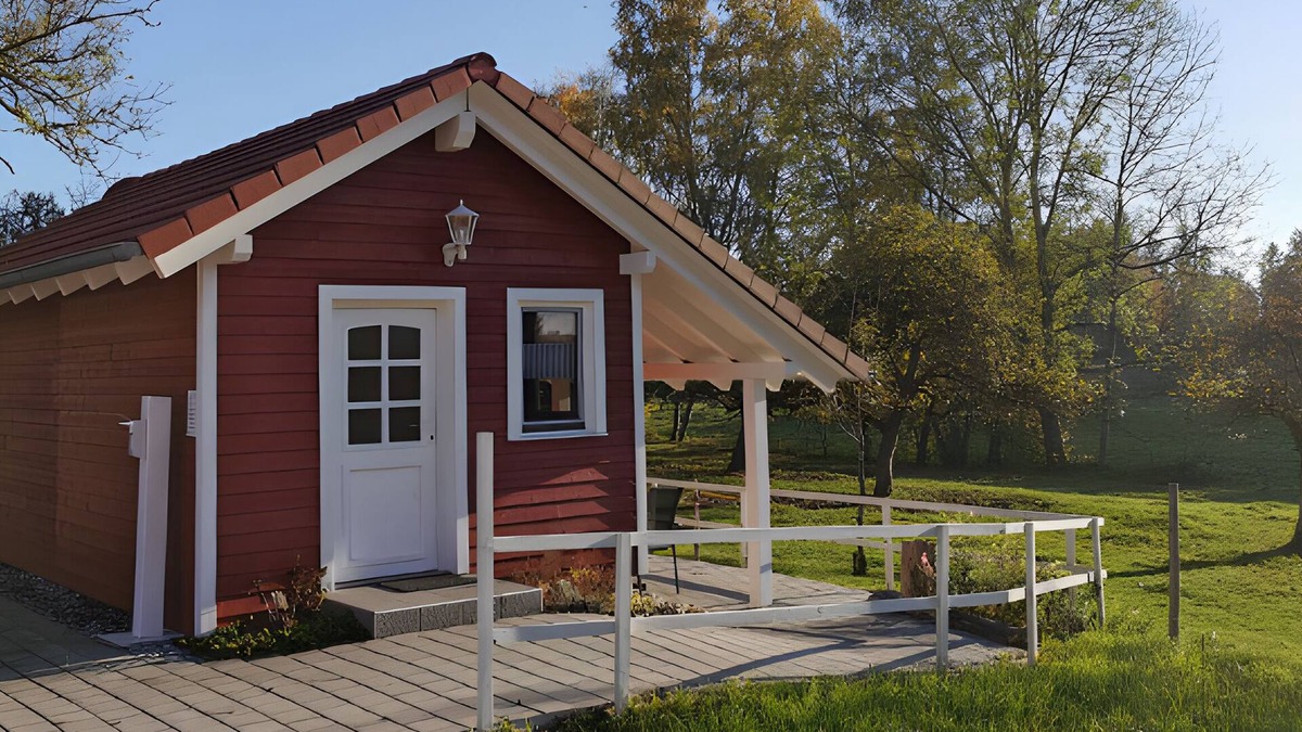 Herdwangen Schoenach Cottage | Tiny Home 'Bodensee' with Private Terrace and Wi-Fi