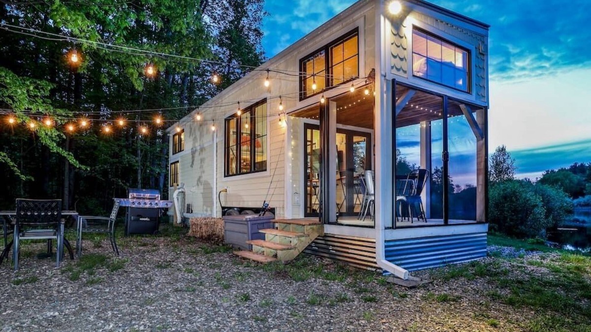 Town of Schodack Apartment | Tiny Home Escape Swimmable Pond WiFi Pets OK