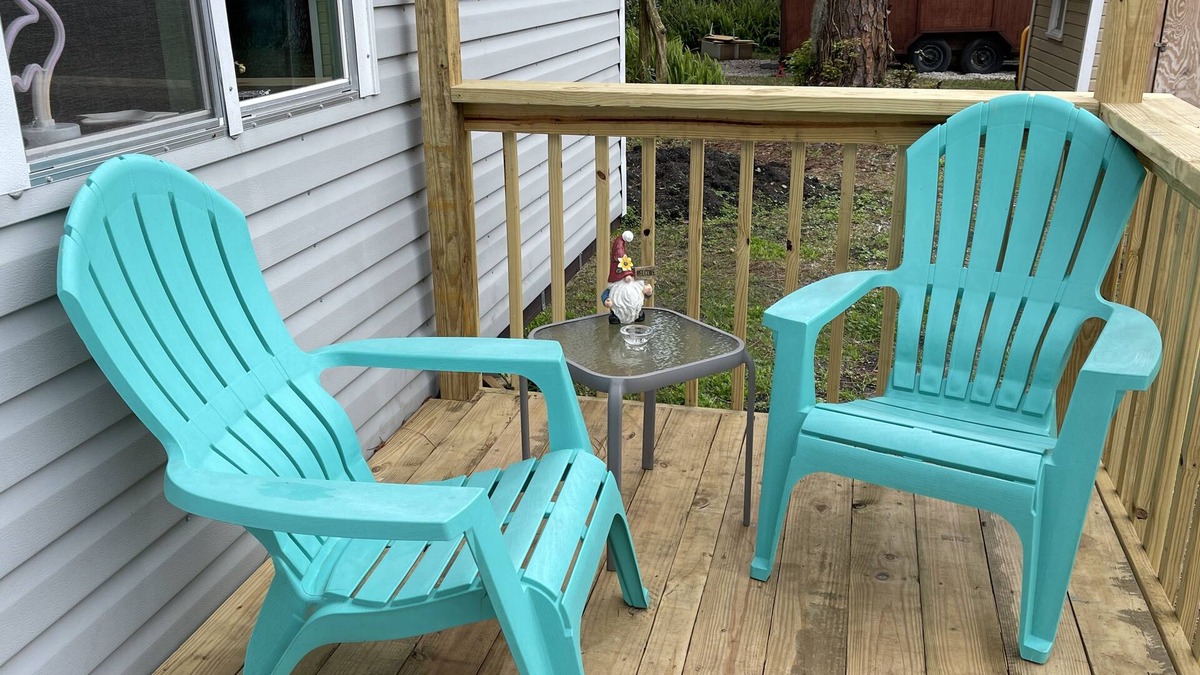 Jacksonville Apartment | Tiny home for 2 with Flamingo theme EV Chging L1&2