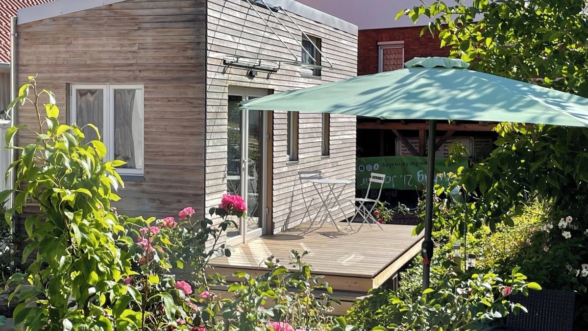 Bad Urach House | Tiny Home 'Friedlinde' with Shared Terrace, Shared Garden and Wi-Fi