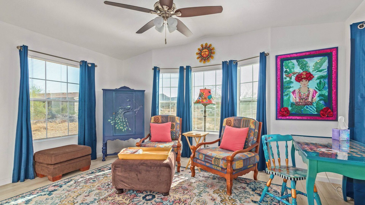 Maricopa House | Tiny Home Getaway in Arizona-Mountain views in Rural Area