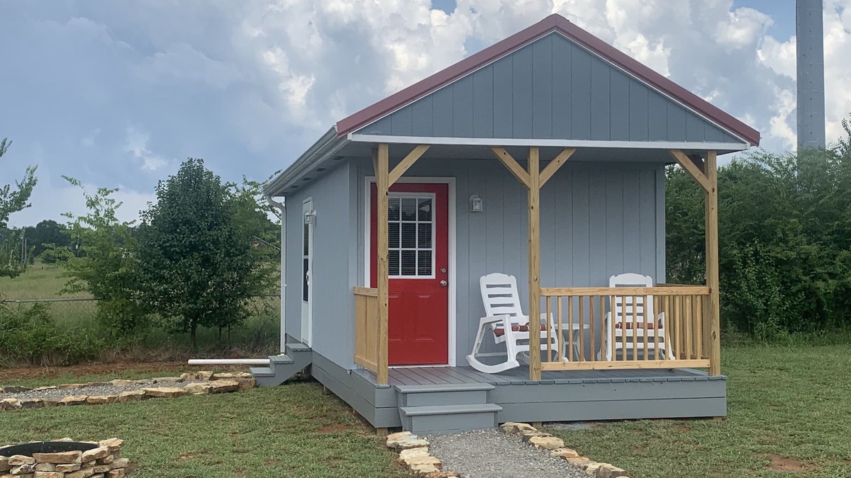 Lincoln Cabin | Tiny home!