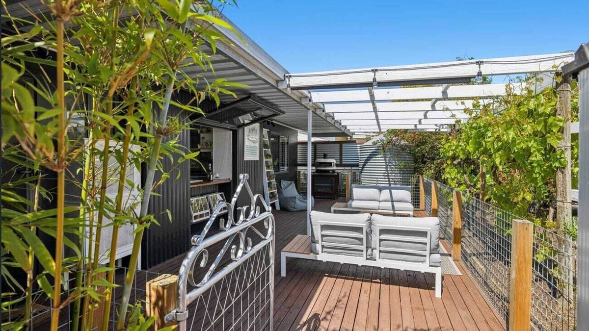 Mannum Cottage | Tiny Home with short walk to the river