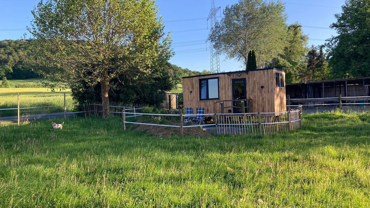 Bad Muender am Deister Cabin | Tiny House mit Pferdebox im Weserbergland