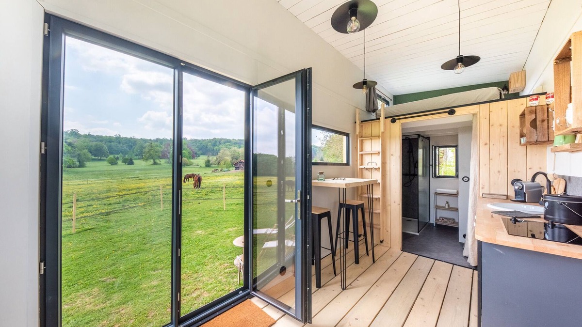 Chambly Cabin | Tiny House Equestrian Center - 35 mins from Paris