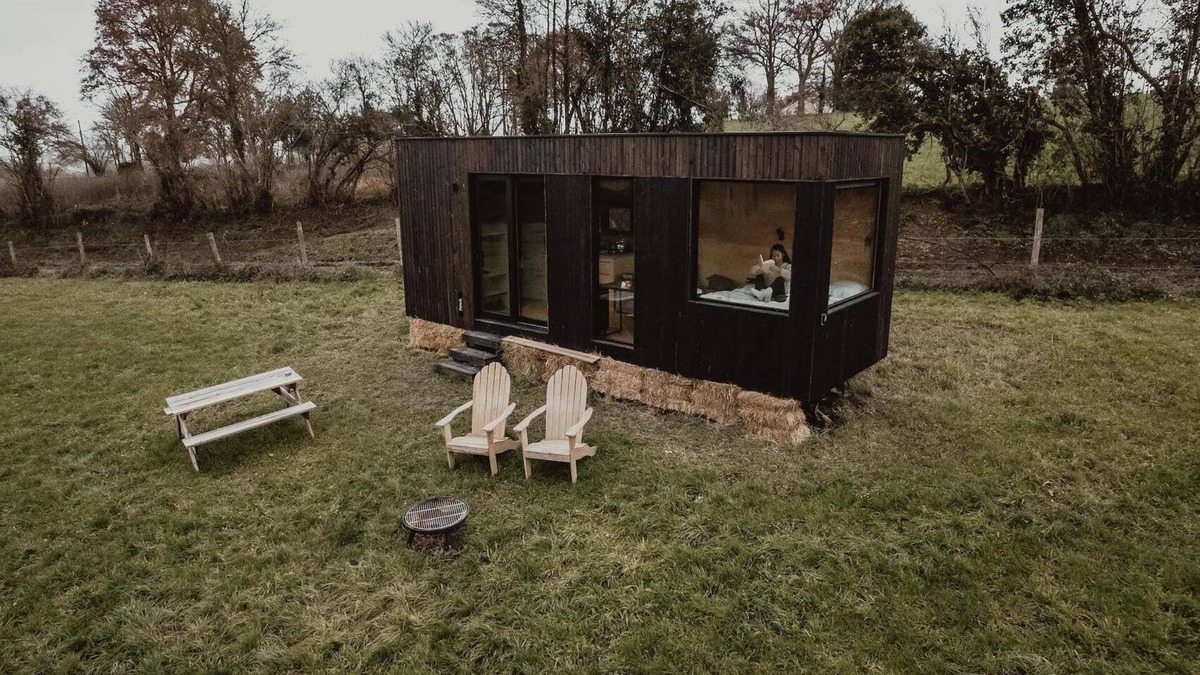 Moulins-le-Carbonnel Cabin | Tiny House Alpes Mancelles
