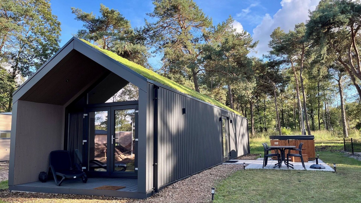 Municipality of Hellendoorn Ski Chalet | Tiny House Hellendoorn