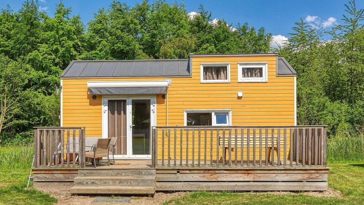 Zeewolde House | Tiny House with up to 5 sleeping places