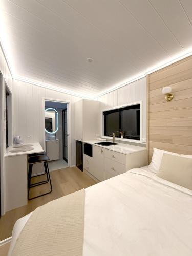 Casula House | Tiny Luxe Harmony - Relax & Rejuvenate