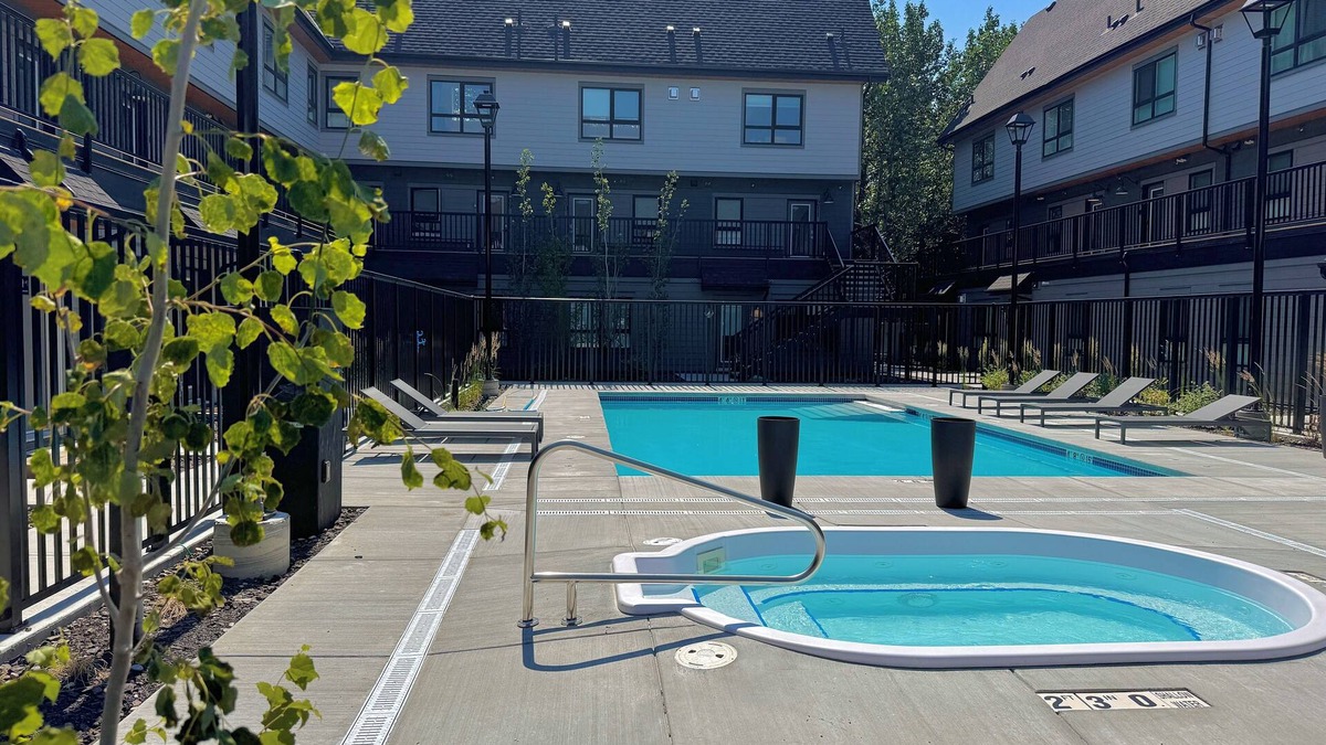 Canmore Condo | 🦊Tiny, Mighty Studio in Canmore🦊