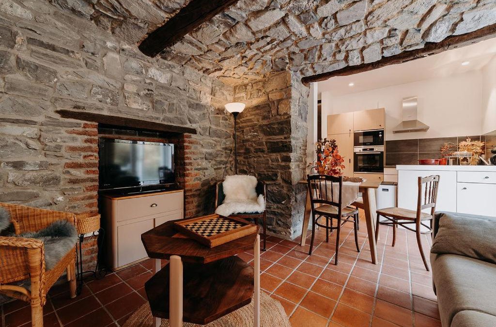 Maredret Apartment | Tiny stone
