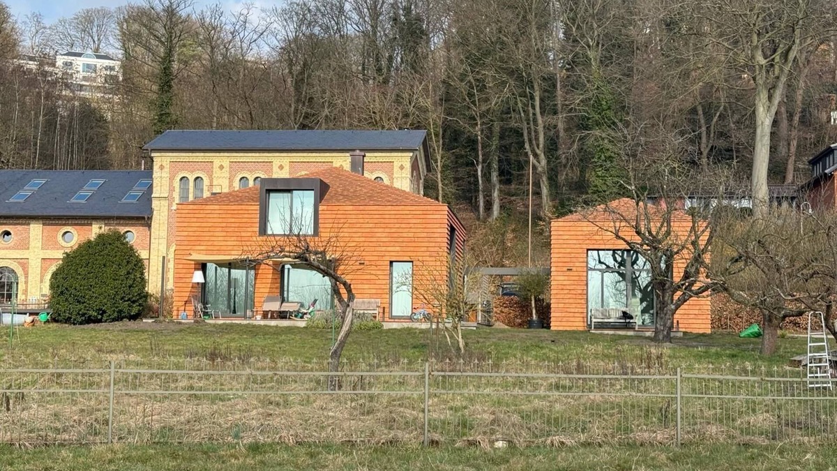 Blankenese House | Tinyhouse dream right on the Elbe beach - feel-good oasis in Blankenese