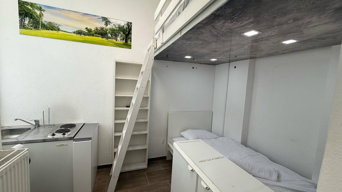 Wiesbaden Apartment | Tinyhouse Wiesbaden Stadtmitte live in the smallest of spaces