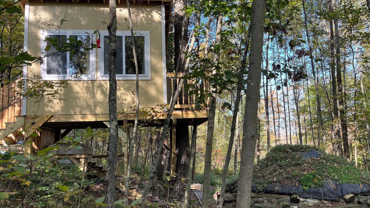 Westford Cabin | TinyTreehouse for Two
