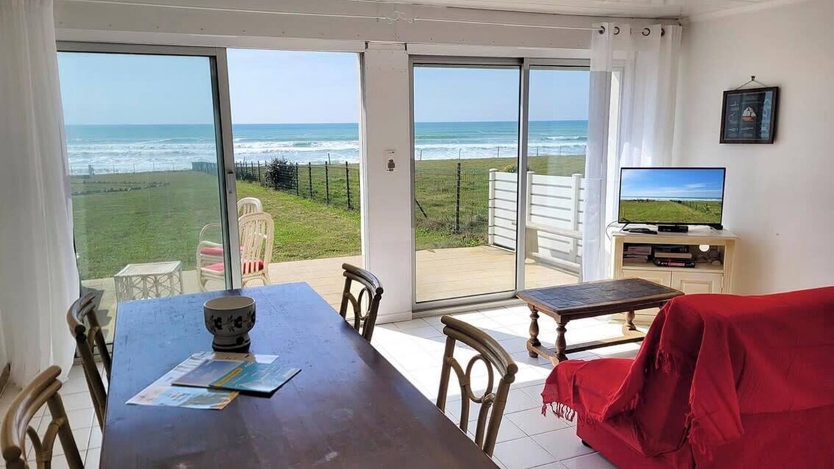Plovan Apartment | Tipoz'immo-flat Ru Veïn- facing the ocean - garden- pets welcome