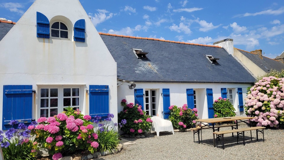 Pouldreuzic House | Tipoz'Immo-Maison Bleue walking distance to beach-spot surf-draps included
