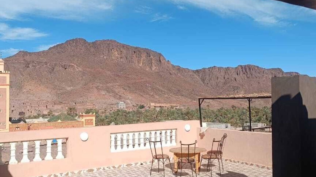 Fint Hotel | Tissili Auberge Restaurant Oasis de Fint
