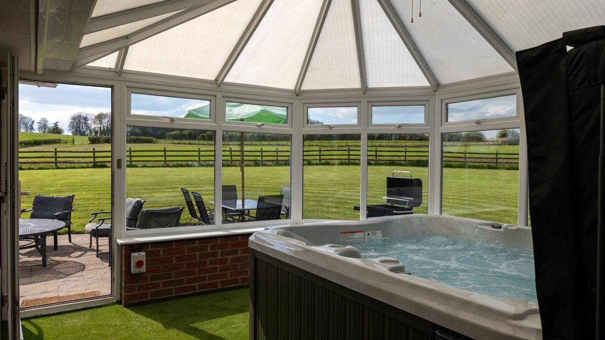 Stafford Cottage | Tixall Manor Farm