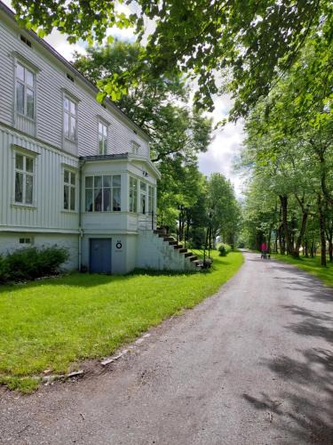 Alstahaug House | Tjøtta Gjestegaard