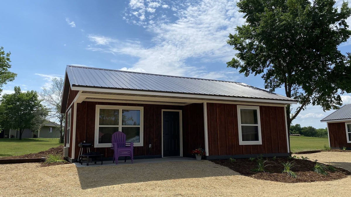 Pepin Cabin | TK’s Pepin Getaway Rentals CabinLLC1 Less than 5 min from Lake Pepin/winery/town