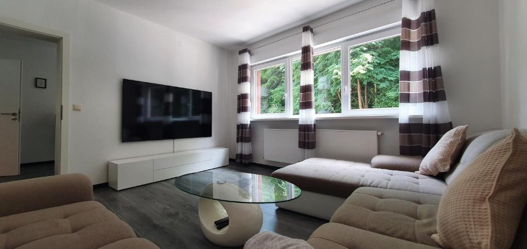 Landstuhl Apartment | TLA TDY Ferienwohnung