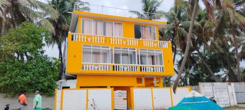Kalapet House | TM Beach Resort