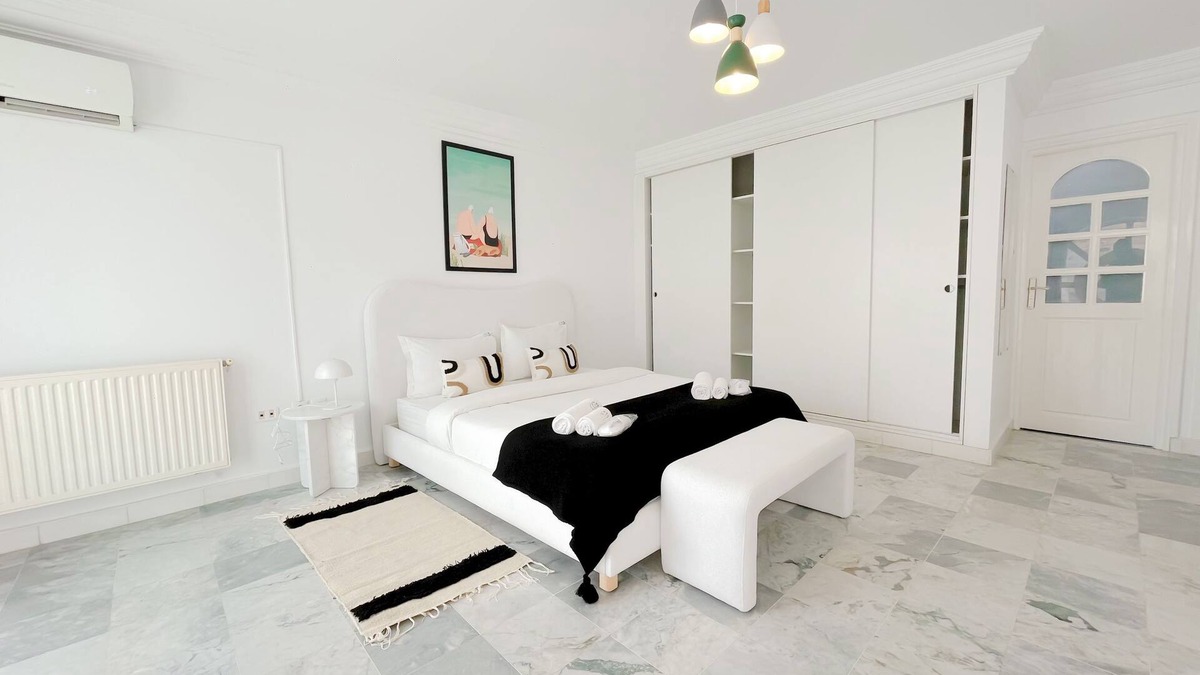 Amilcar Apartment | La petite maison: Charme en bord de mer