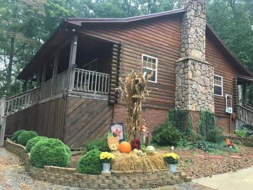 Spencer House | TN State Parks Open! Hikes, Waterfalls, Firepits!