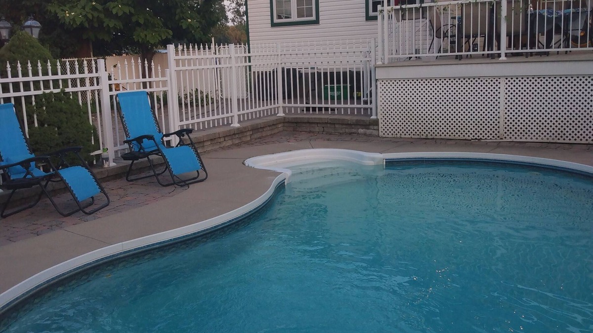 Hull House | tnAttractive house perfectly located at crossing river, 10 min to Ottawa!