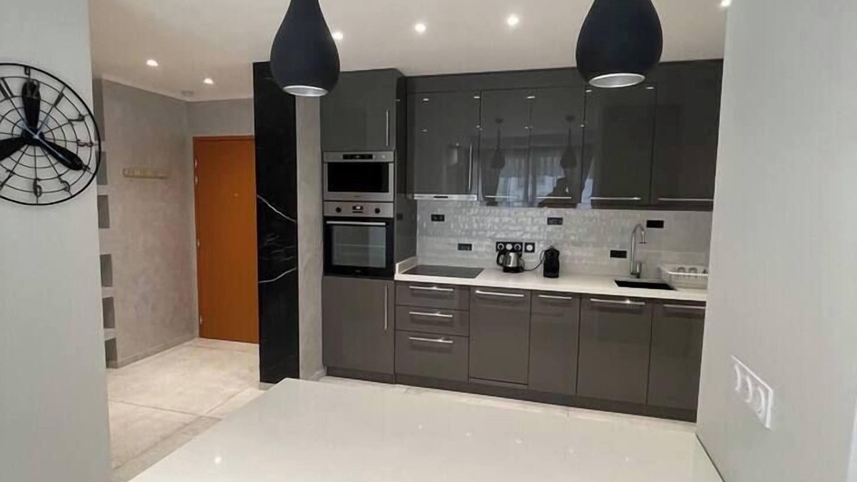 Quartier Exposition-Bajatiere Apartment | To complete