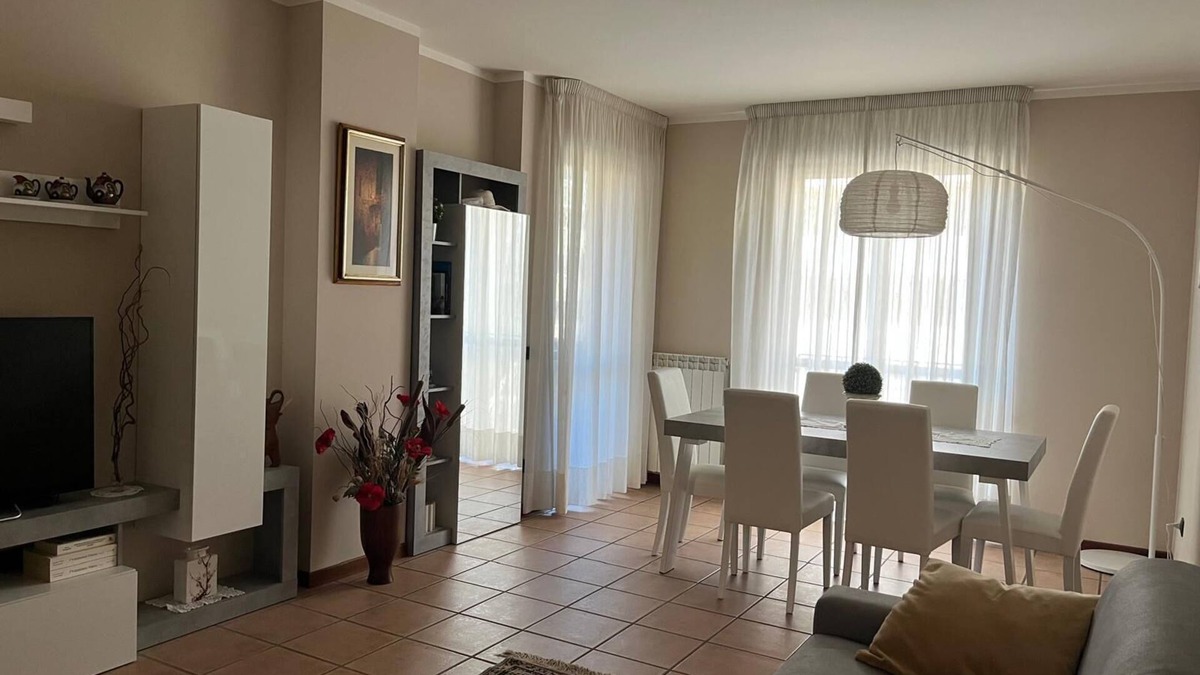 Prato Apartment | To Florence Apartment, 2 rooms 6 guests parking space